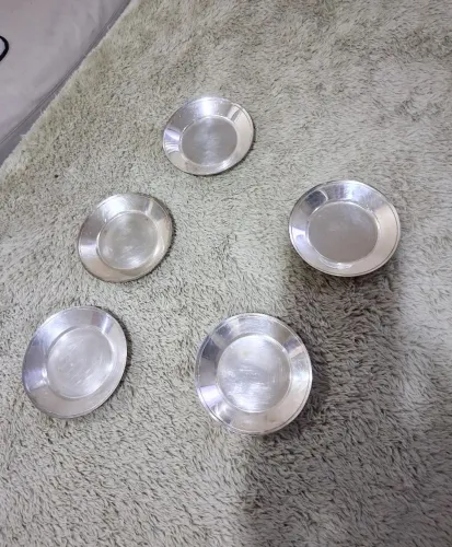 Vendo antigo conjunto com cinco porta copos de prata 90