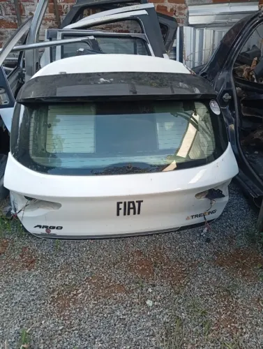Tampa Porta Malas / Traseisa baixa Argo 2019