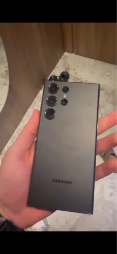 Samsung Galaxy S23 Ultra - EXCELENTE ESTADO