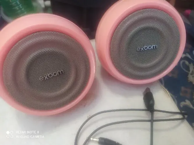 Caixa de som portátil exbom USB rosa