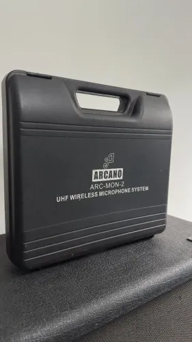 Transmissor de fone sem fio Arcano. Arc-Mon-2 UHF Wireless. 