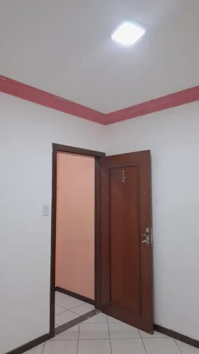 Lindo apartamento de 2/4' decorado' primeiro andar' aluguel R$ 950'00