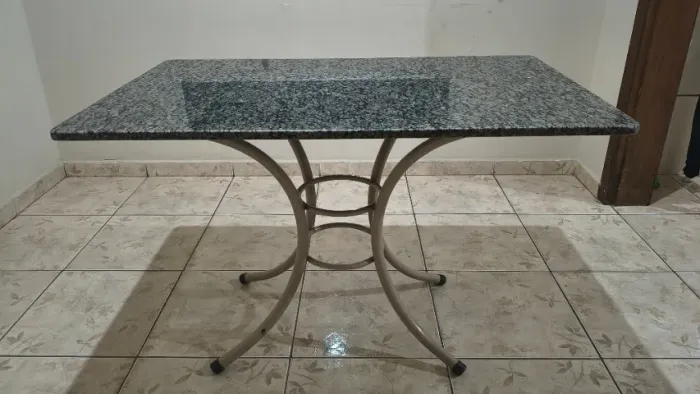 Desapego porque vou mudar para apartamento