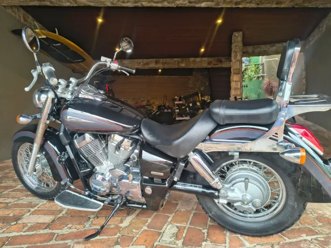 Shadow 750 2010 novíssima