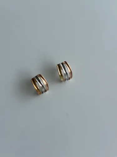 Brinco ouro VIVARA 
