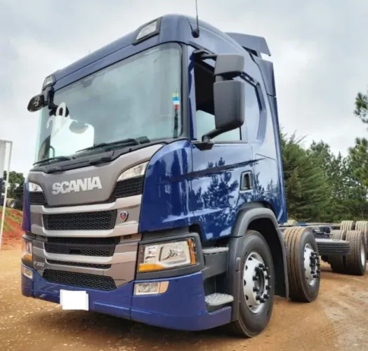Scania P360 8x2 ano 2022