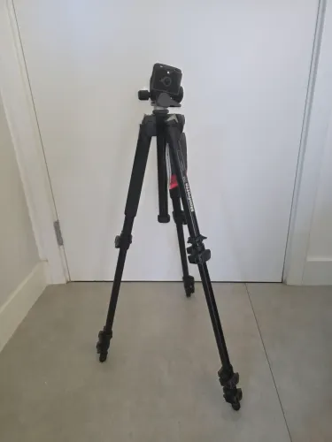Tripé Manfrotto