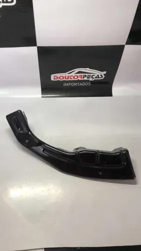 Guia Suporte Lanterna Esquerda Fiat Linea 2009