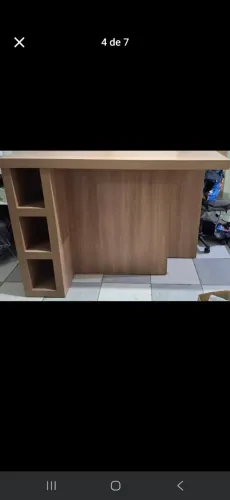Bancada ilha alta com adega 