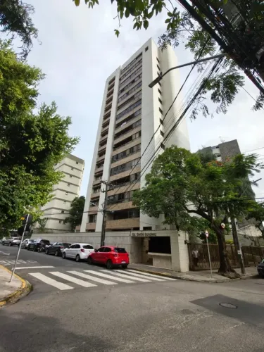 Imóvel para venda com 219 metros quadrados com 4 quartos em Graças - Recife - PE