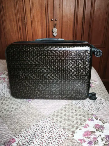 Mala GUESS Original - Comprada nos Estados Unidos 6 vezes no cartão