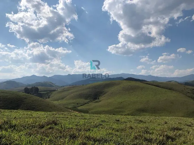CHÁCARA COMPLETA COM BELA CONSTRUÇÃO EM LORENA-SP