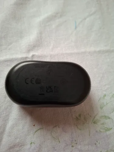 Vendo fone de ouvido ? JBL ORIGINAL via BLUETOOTH. Funcionando perfeitamente.
