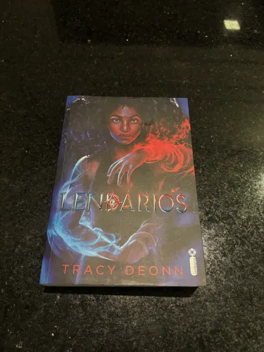 Lendários - Tracy Deonn - Intrínseca - Fantasia YA Rei Arthur
