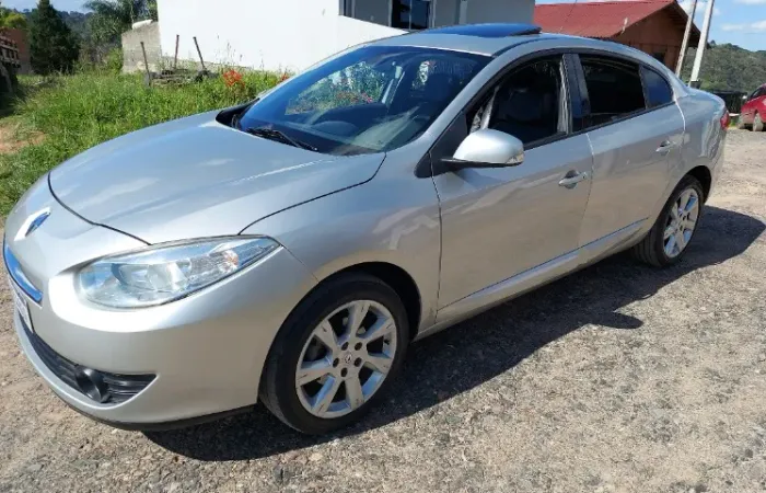 Renault Fluence Sed. Dynamique 2.0 16V Flex Mec. 2013