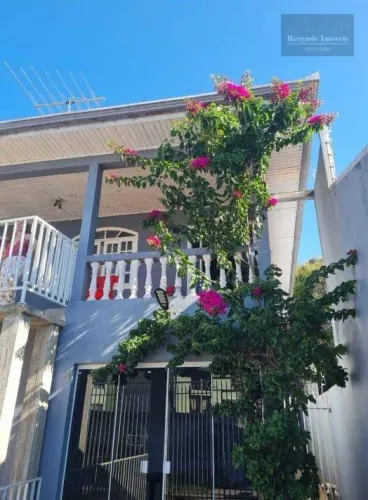 Casa com 3 dormitórios à venda, 112 m² por R$ 400.000,00 - Fazendinha - Curitiba/PR