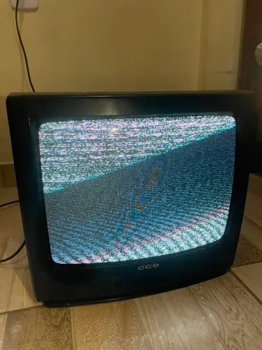 Tv 14 polegadas CCE - vintage 