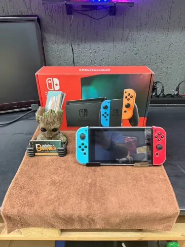 Nintendo Switch V2 Destravado - Loja Física - Garantia - Aceito Trocas