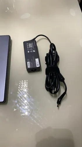 Notebook Lenovo IdeaPad Slim 3 15IRH10 NÃO USADO