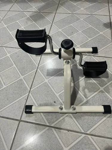 Bicicletinha de exercício 