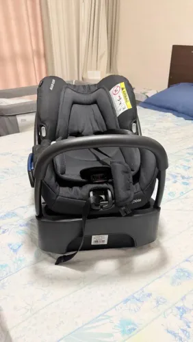 Bebê Conforto Maxi-Cosi Citi 2 com Base para Carro Essential Black