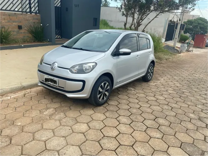 Volkswagen Up! Move 1.0 Total Flex 12V 5P 2015