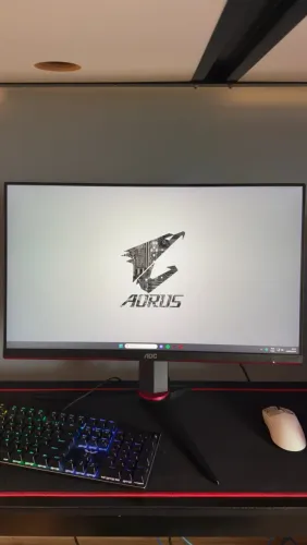 Monitor Gamer AOC Hero 23,8? - 165Hz - 1ms - Painel VA