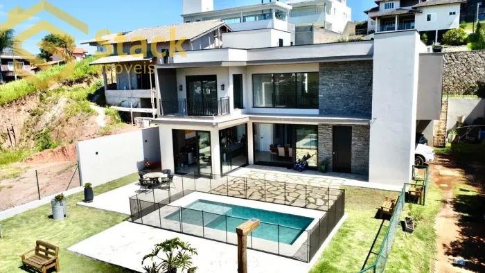 CASA SEMINOVA A VENDA EM JUNDIAÍ NO CONDOMÍNIO FECHADO VIVENDAS DO JAPI.