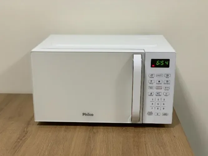Micro-ondas Philco 28L Branco