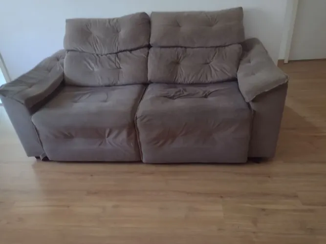 Sofá retrátil dois lugar