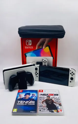 Nintendo Switch Oled Branco Usado Com Case + Tennis e NBA 2K19 Usado