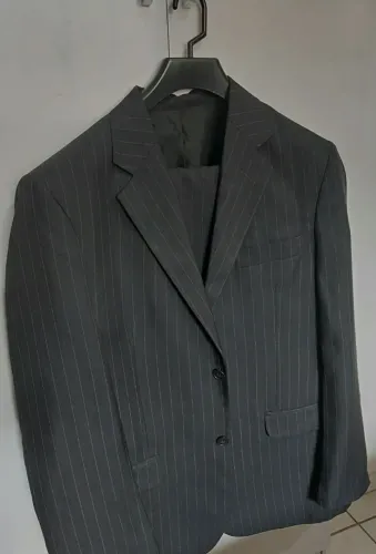 Terno masculino Luigi alfaiataria risca de giz 