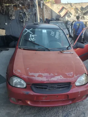 Corsa sedan 1.0 mpfi 2001 sucata