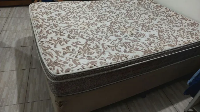 Cama box casal e colchão