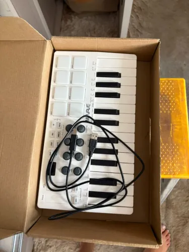 Teclado controlador Midi usb com bluetooth e bateria MVAVE