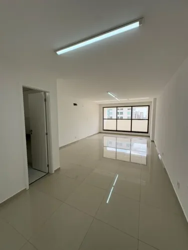 Sala no Golden Tower