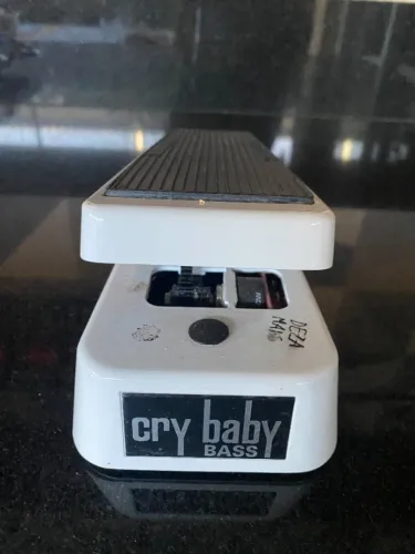 Pedal wahwah Dunlop Cry Baby Bass 105Q