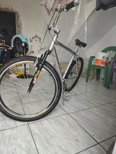 Bicicleta de alumínio Caloi