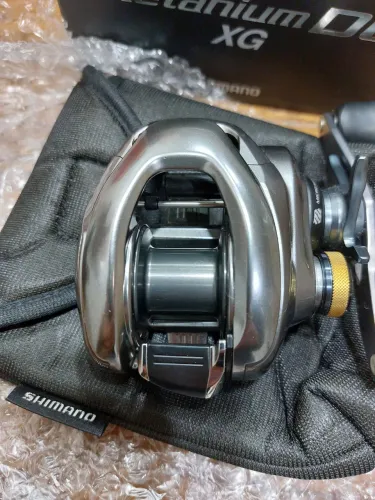 Carretilha Shimano Metanium DC XG Ótimo estado