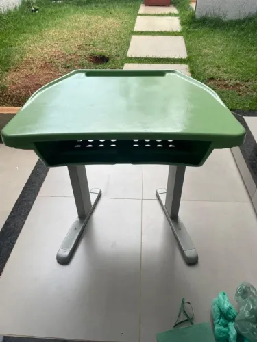 Mesas para escola ou aula de reforço