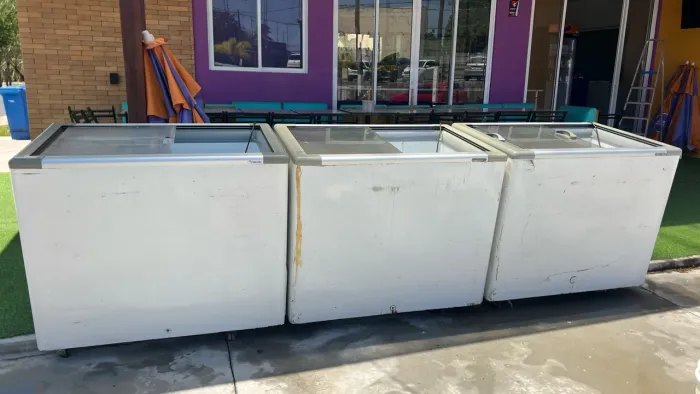 ? VENDE-SE FREEZER HORIZONTAL FRICON!