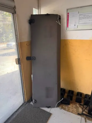 Cama de cabine de caminhão