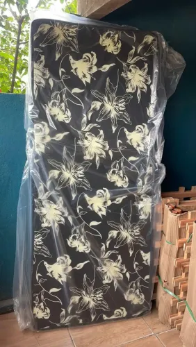 Colchão de solteiro densidade 33