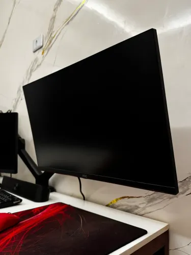 Monitor AOC 27