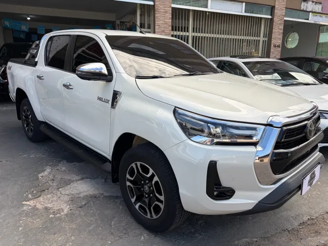 Toyota Hilux CD SRX 4X4 2.8 TDI 16V Diesel Aut. 2022