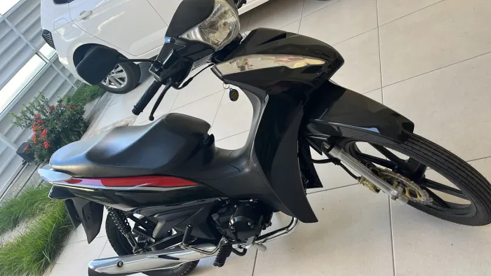 Moto em estado de zero