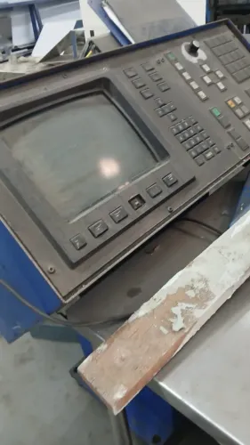 Puncionadeira Equipamento robusto e de alta precisão,ideal para puncinamento, corte 80.000