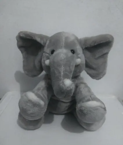 Pelúcia Elefante (Média 20 cm)