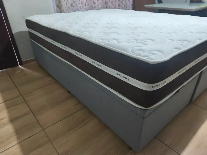 Cama box Queen BAU 