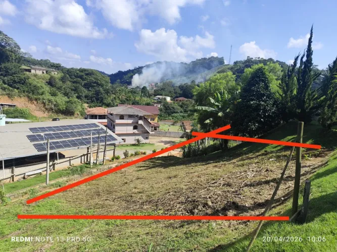 Vendo lote 300 metros quadrados, tem água da sesan, calçamento ate o lote E iluminação